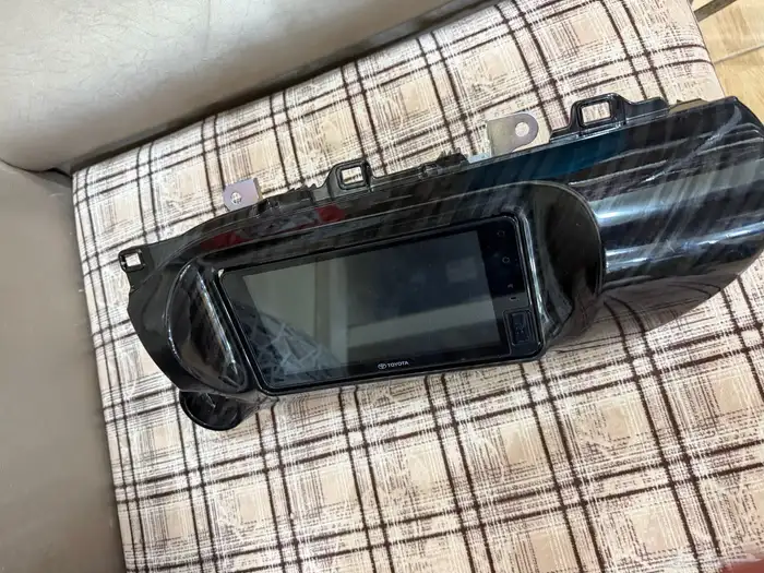 شاشه هايلكس 2023 GLX2 استخدام اقل من اسبوع 0