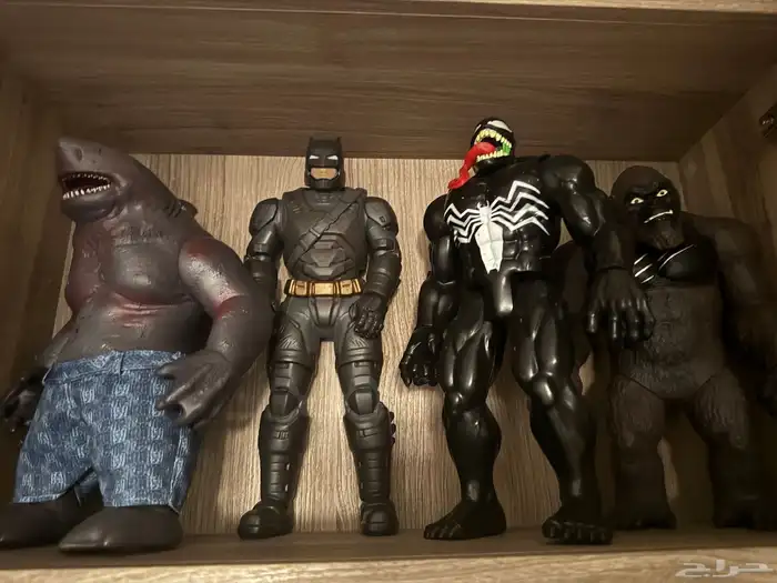 مجسمات العاب اصلية كلها ب 250 0