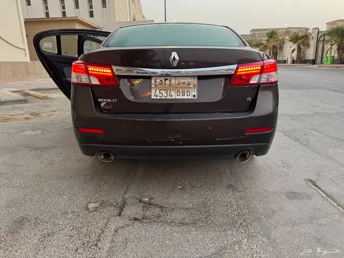 رينو سافران 2015 نظيف 2