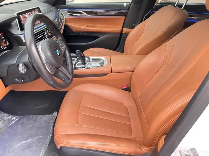 بي ام دبليو 2020 Li730 فل سعودي 10