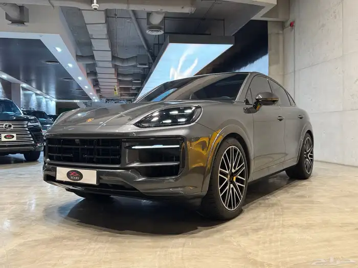 بورش Cayenne S Coupe موديل 2024م (وارد ساماكو) 3