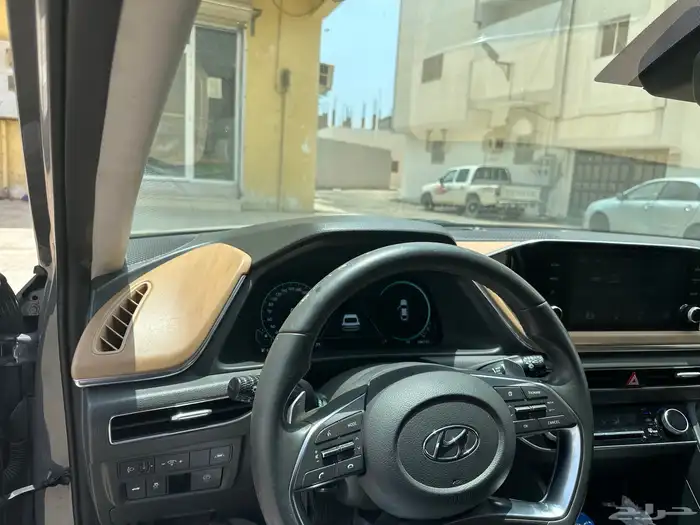 سوناتا 2020 بريميوم 13