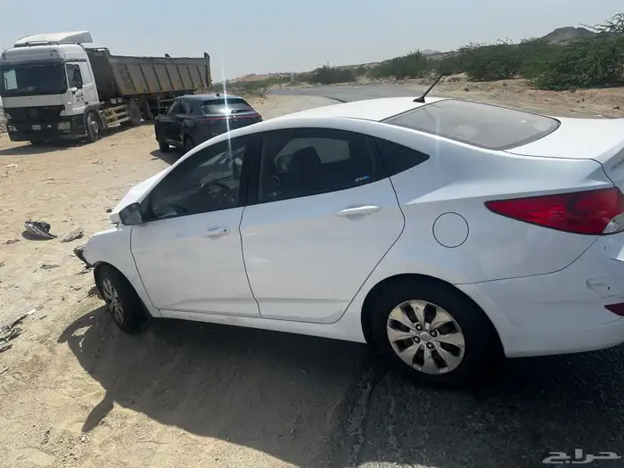 اكسنت 2017 للبيع 1