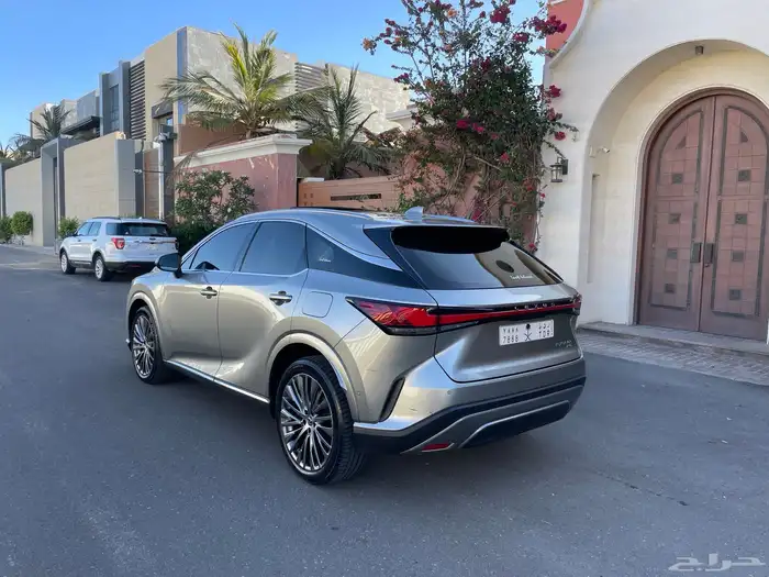 لكزس RX 350 BB فل كامل هايبرد 2024 ( شبه جديد ) 7
