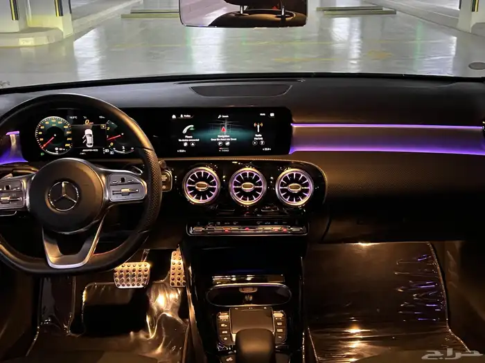 2021 مرسيدس A35 AMG الفئه الرياضيه استخدام قليل 18