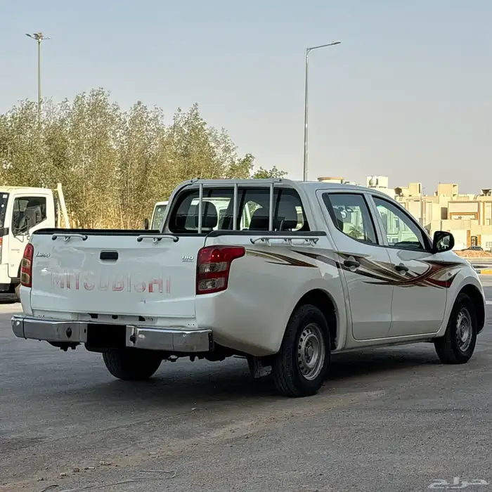 ميتسوبيشي L200 2018 غمارتين ديزل 6