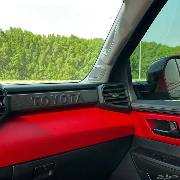 سكويا TRD pro 2023 14