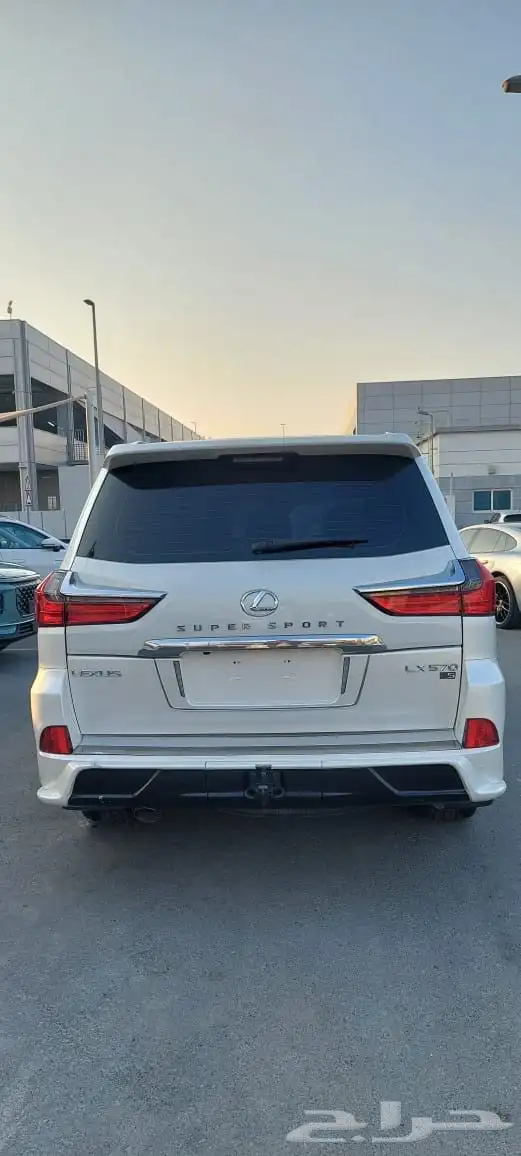 Lexus LX570 in 2021 2