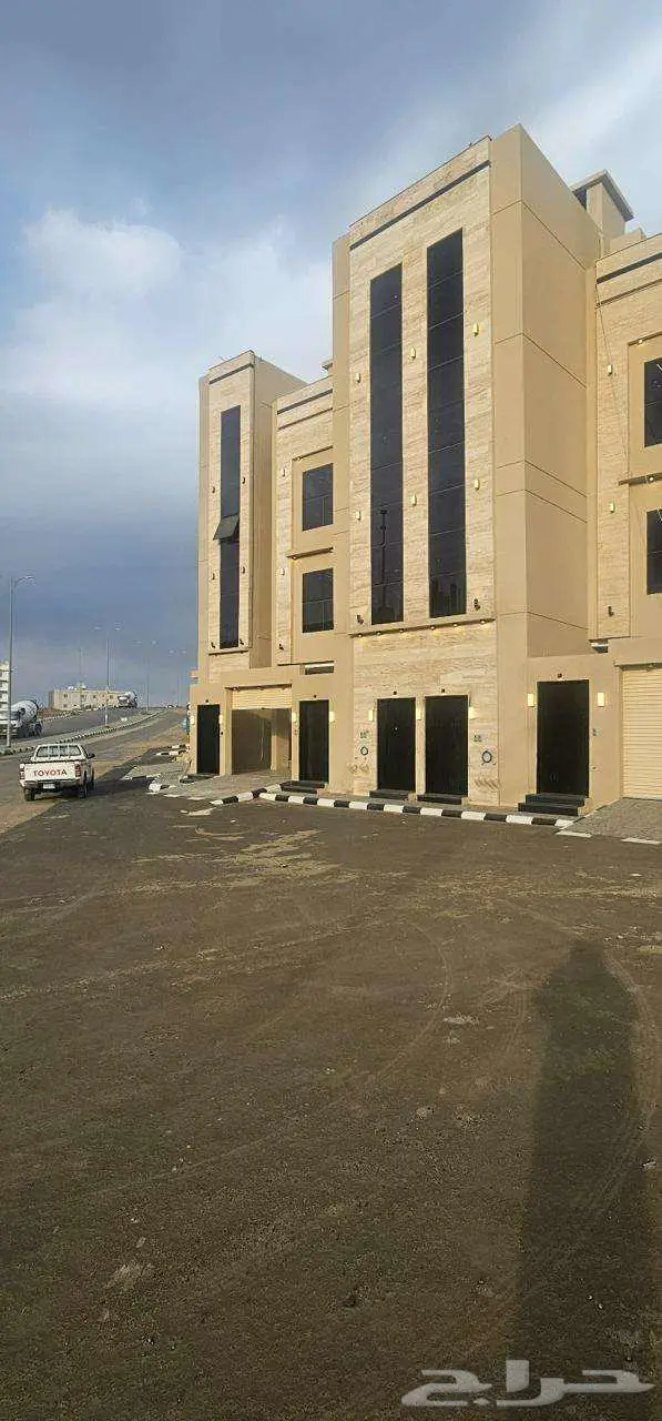 أدوار أرضية فاخرة للبيع قرطبة المحالة 1