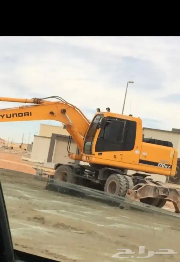 بوكلين كفرات للايجار اليومي والشهري سواق هندي محترف 0