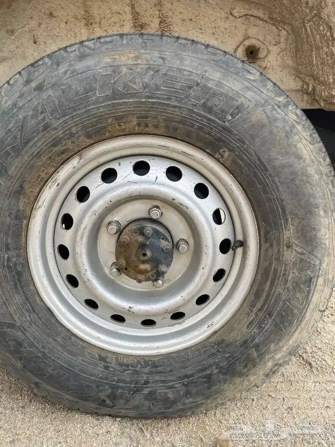 اربع جنوط مقاس 16 لجيب او ربع اوصالون كفو 0