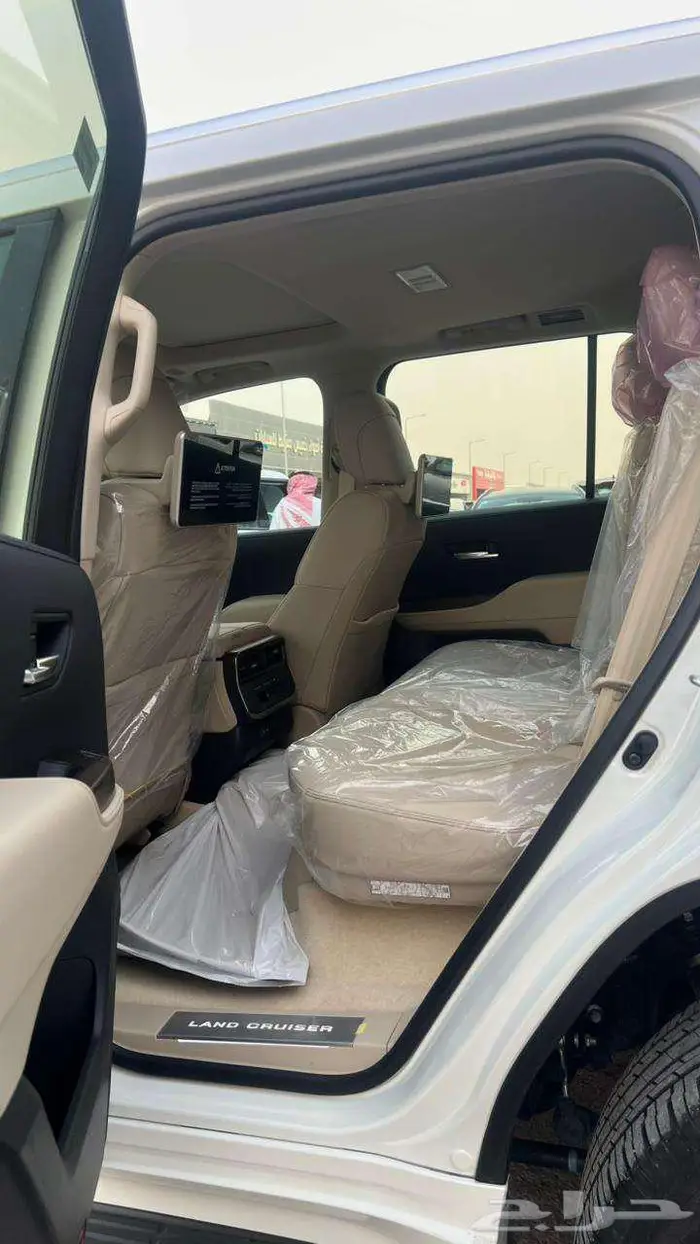 جي اكس ار رقم 4 موديل 2025- معرض خلف للسيارات 10