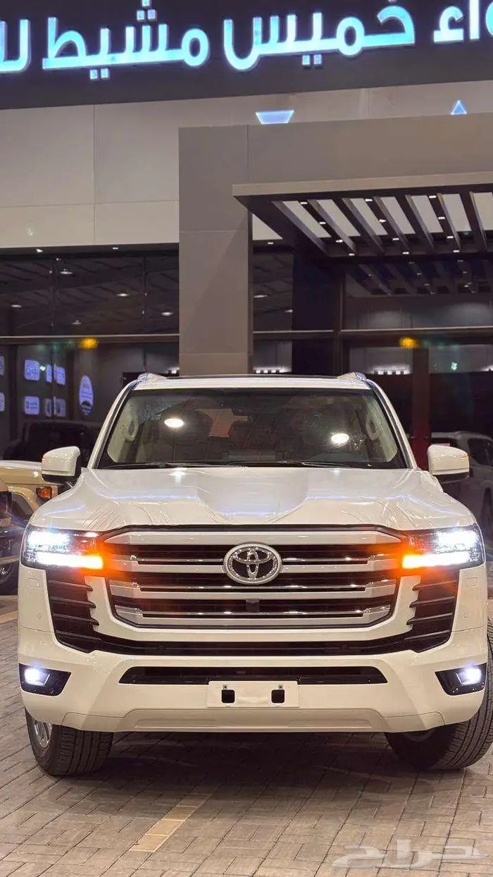 لاندكروزر GXR L4 2025 بريمي الابواب شفط 2