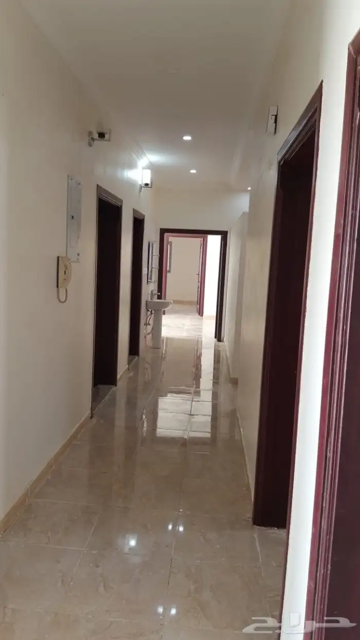 عمارة للبيع حي الفروسية 7