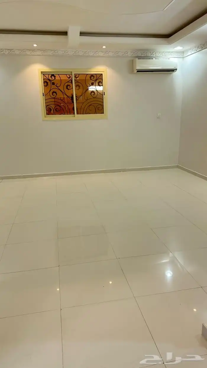 للايجار فله حي عكاظ 17