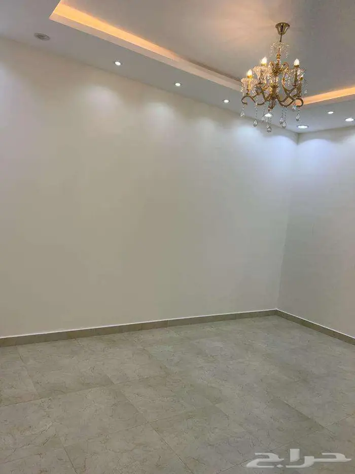 فيلا فاخرة للبيع بمدينة سلطان 11
