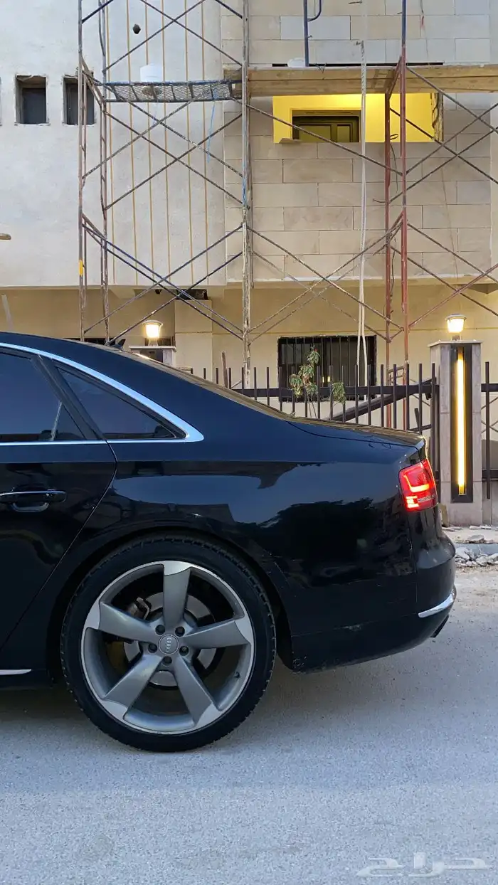 اودي a8 1