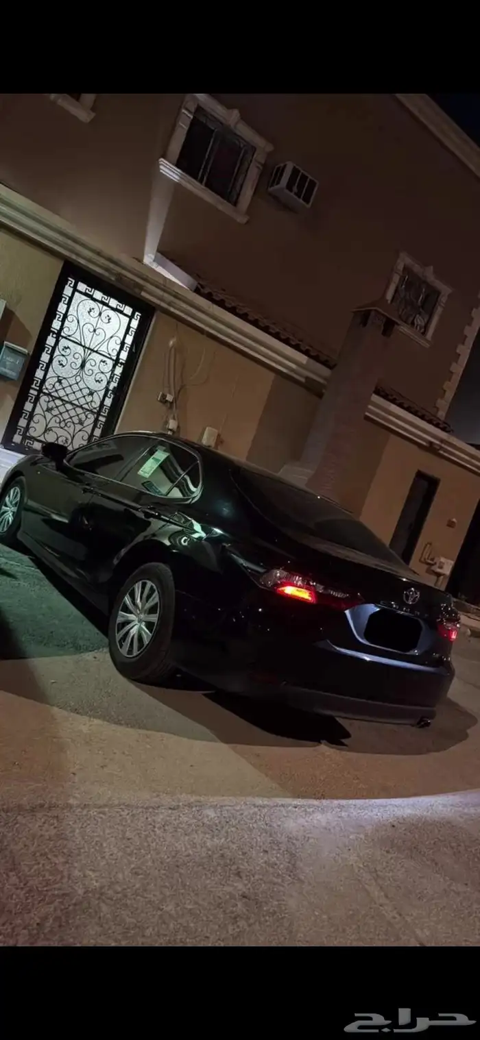 كامري 2023 اسود ستاندر سعودي 4