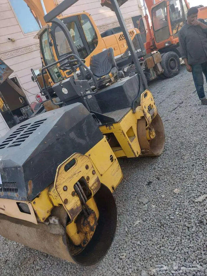 تم البيع رصاصه بوماج موديل 2000 معارض رواد المعدات الثقيله 5