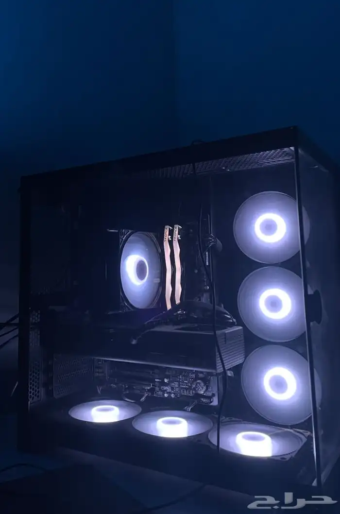 PC - NVIDIA RTX 4060 - Intel Core i5 14th gen 2