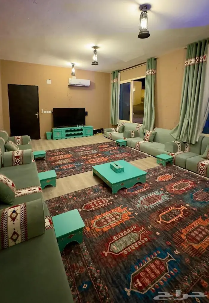 منتجع فاخر مؤثث للاجار اليومي و الشهري و السنوي - العمارية 7