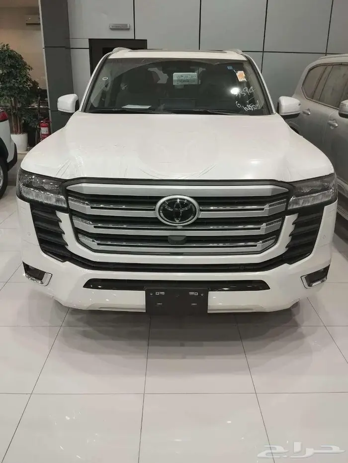 تويوتا لاندكروزر GXR L3 بنزين سعودي 2025 طاقة جمركية اقل سعر 0