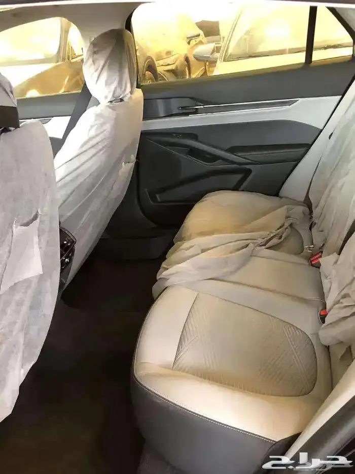 فورد تورس امبيانتي سعودي 2025 متوفر لدى الحسن 8