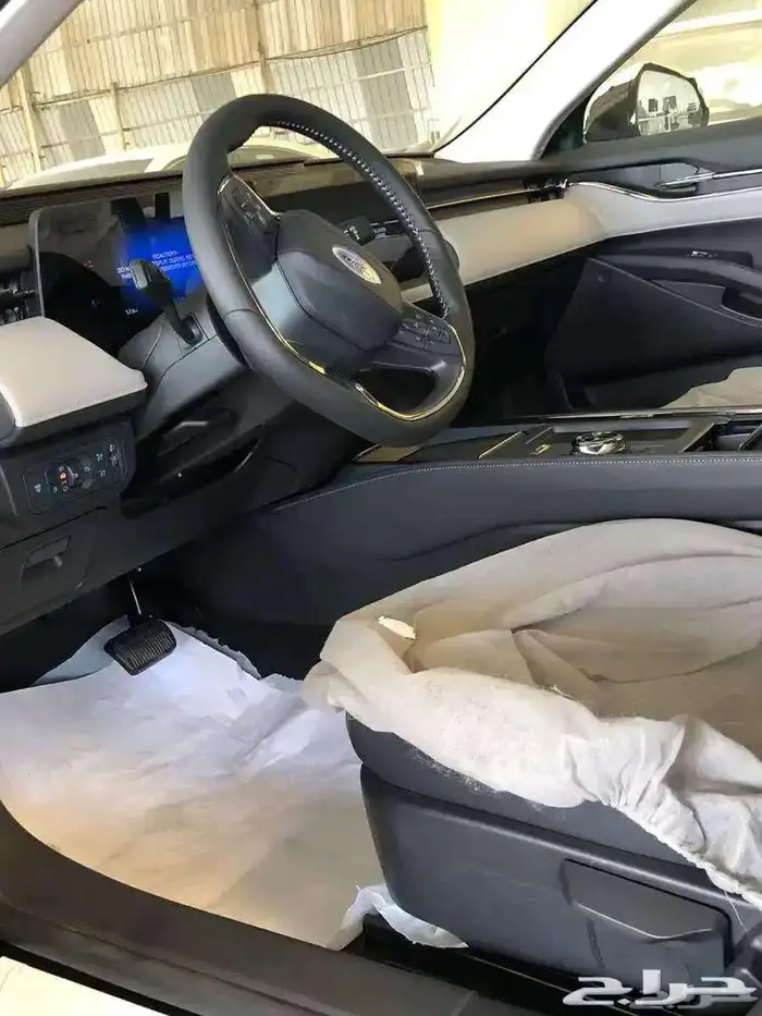 فورد تورس امبيانتي سعودي 2025 متوفر لدى الحسن 6