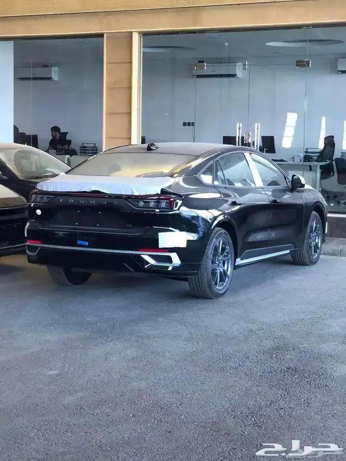 فورد تورس امبيانتي سعودي 2025 متوفر لدى الحسن 5