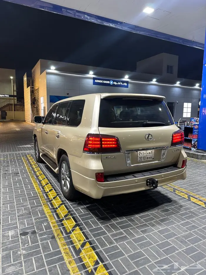 جيب لكزس 2010 LX570 10