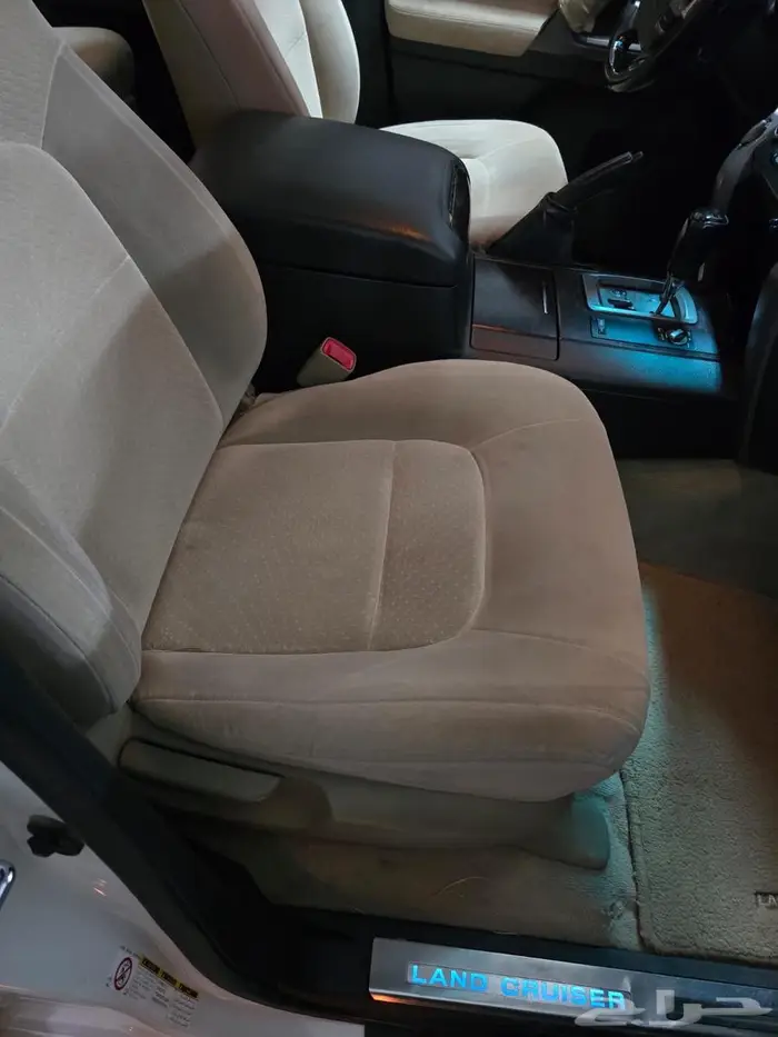 لاندكروزر VXR 2009 23