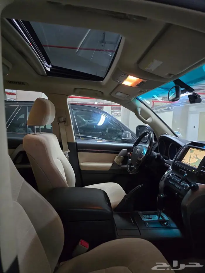 لاندكروزر VXR 2009 25