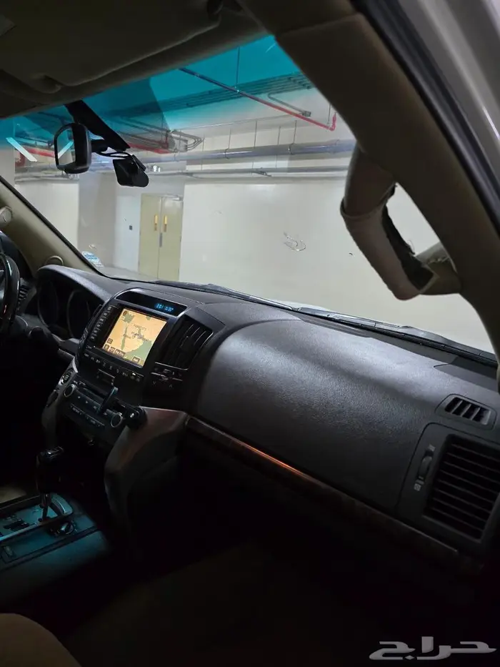 لاندكروزر VXR 2009 26