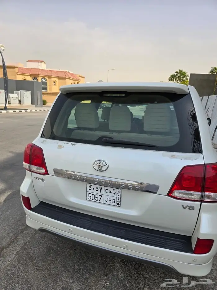 لاندكروزر VXR 2009 11