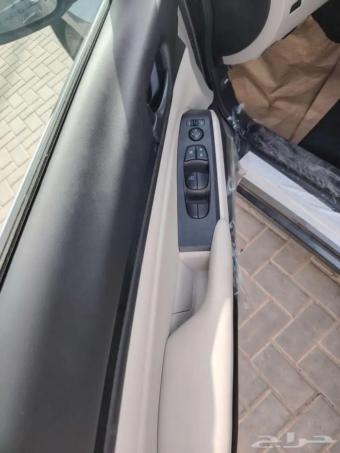 نيسان التيما ستاندر 2025 لون رصاصي ALTIMA 5
