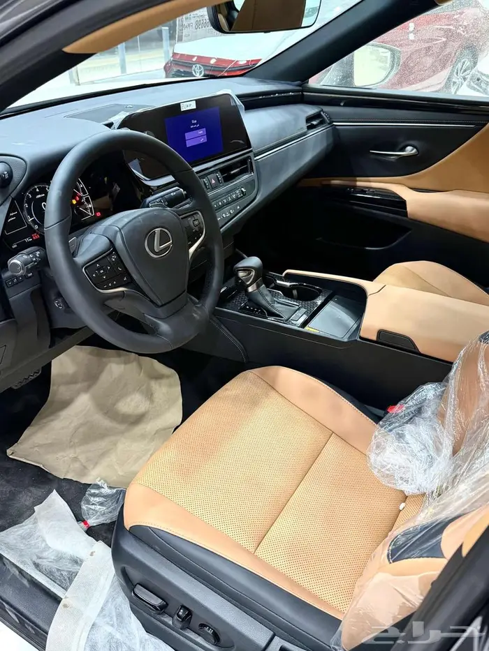 لكزس ( ES 250 AA ) موديل 2025 أقل الأسعار 10