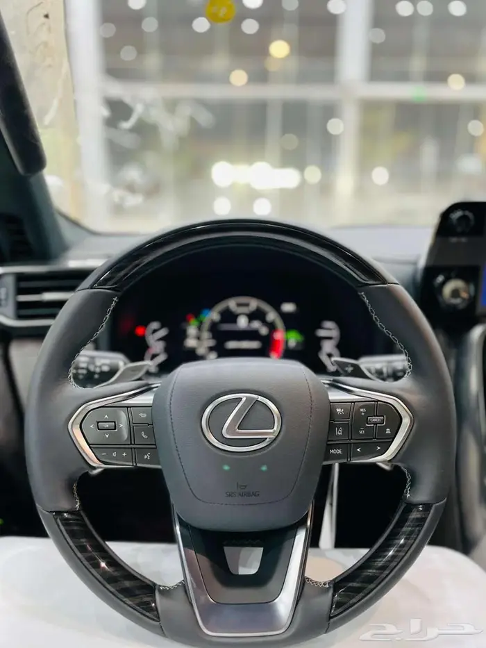 لكزس LX600 BB سعودي بطاقة جمركية 2025 اسود داخل اوف وايت 15