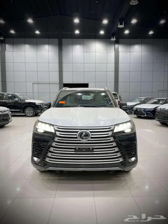لكزس LX600 BB سعودي بطاقة جمركية 2025 اسود داخل اوف وايت 0
