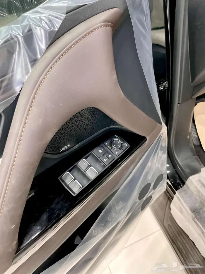لكزس LX600 BB سعودي بطاقة جمركية 2025 اسود داخل اوف وايت 26