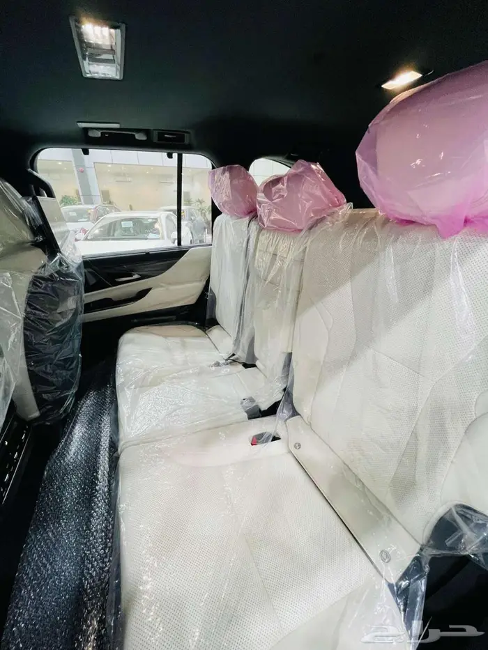 لكزس LX600 BB سعودي بطاقة جمركية 2025 اسود داخل اوف وايت 9