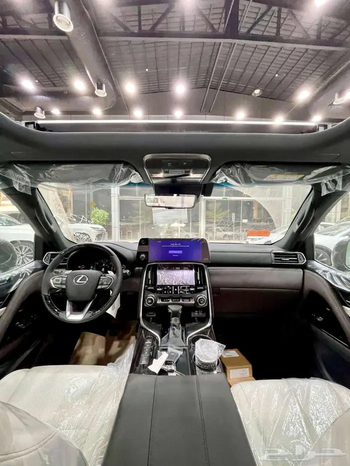 لكزس LX600 BB سعودي بطاقة جمركية 2025 اسود داخل اوف وايت 10