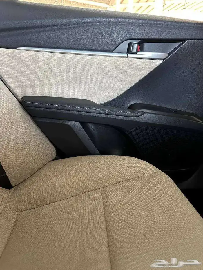 تويوتا كامري LE بنزين 2025 كاش واقساط 9