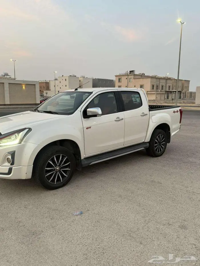 ايسوزو ديماكس 2021م 2