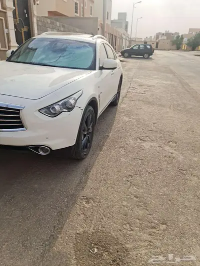 انفنتي QX70 2014 نضيف للبيع index