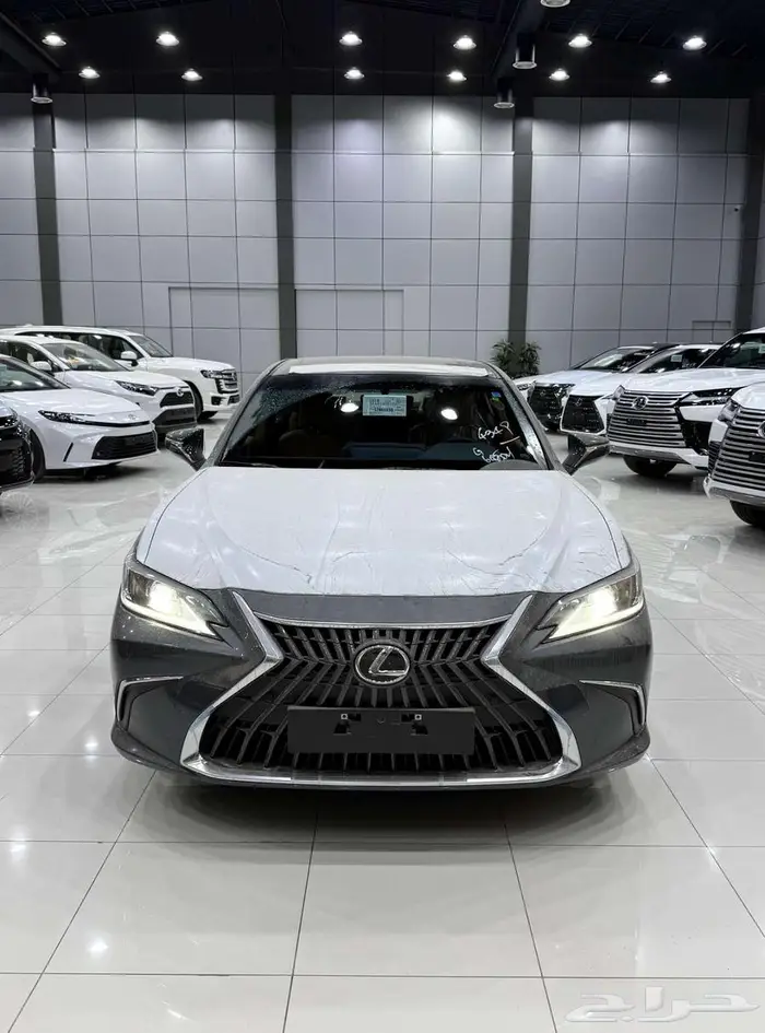 لكزس ES 250 AA بنزين ستاندر سعودي 2025 اقل سعر كاش وبتوك 0