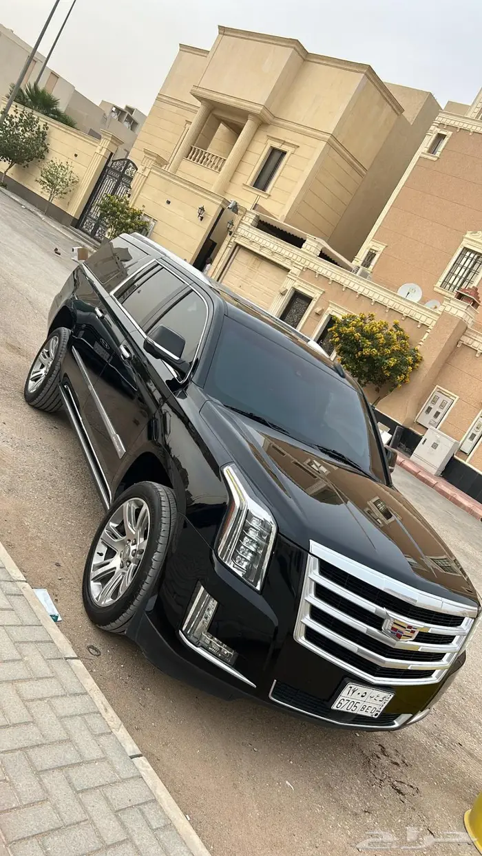 كاديلاك اسكاليد شاصي طويل موديل 2019 وارد الجميح 9