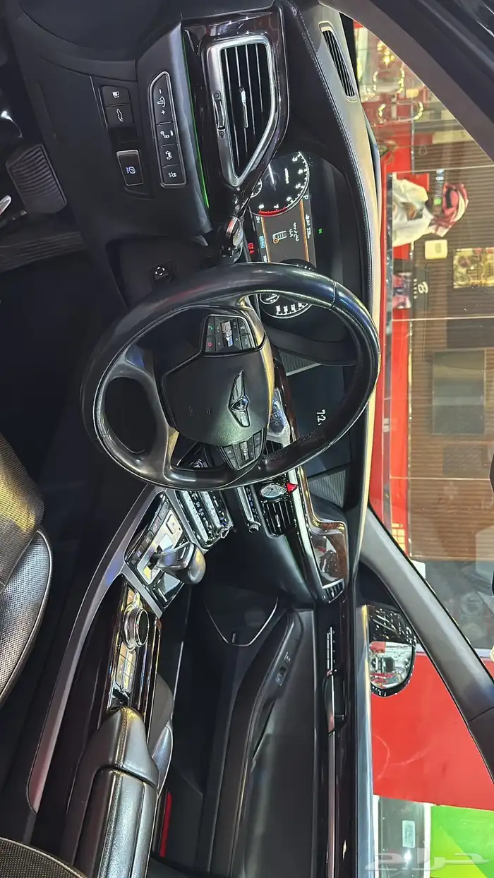 جينسس G90 2018 V8 فل كامل رويال 26