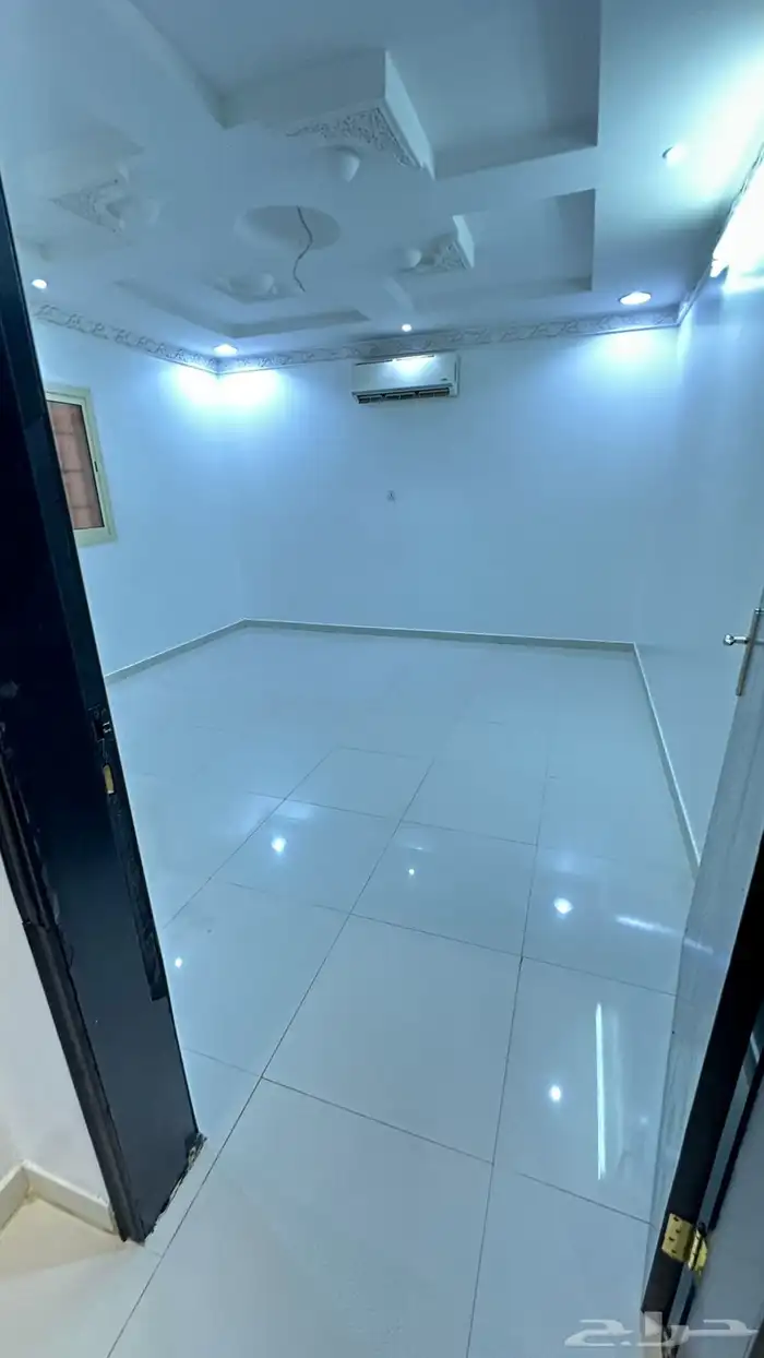 للايجار فله حي عكاظ 0