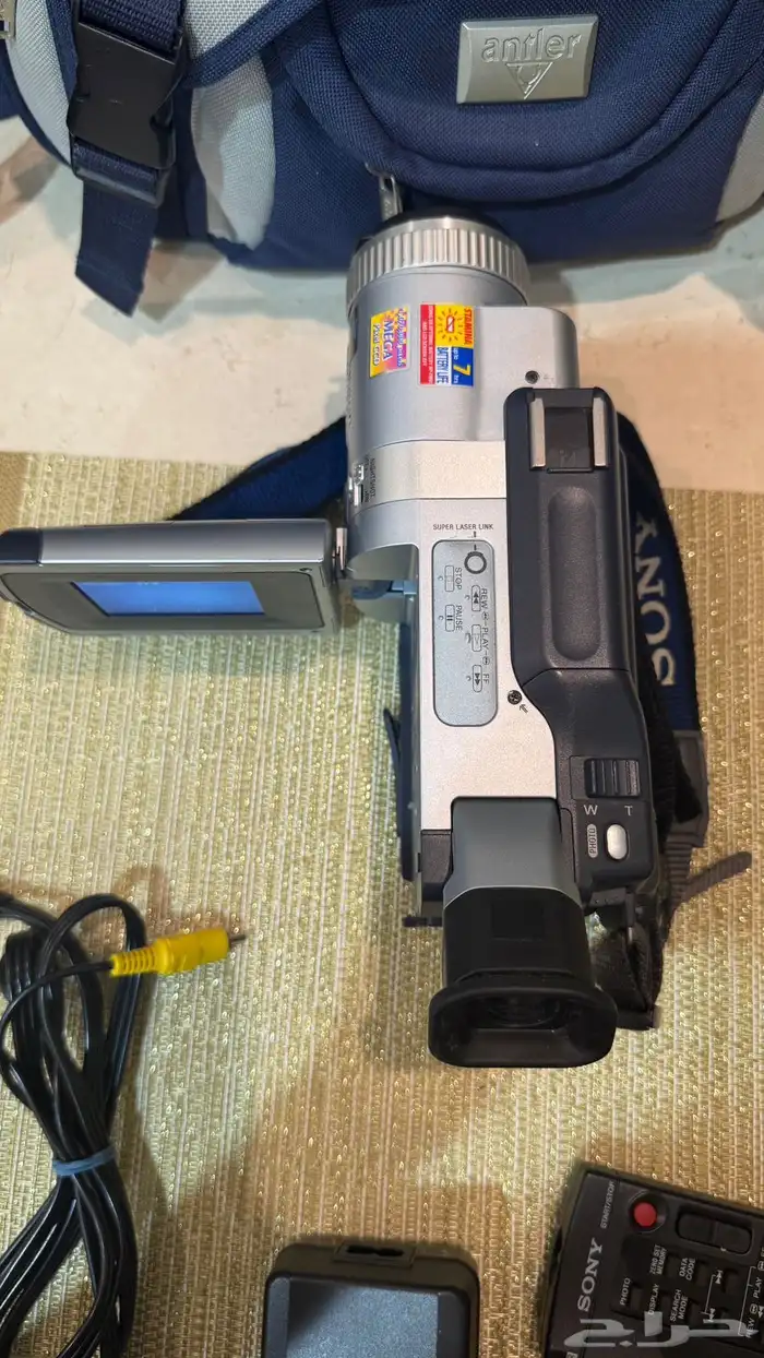كاميرا فديو سوني نوع Digital8 ( تم البيع ) 6
