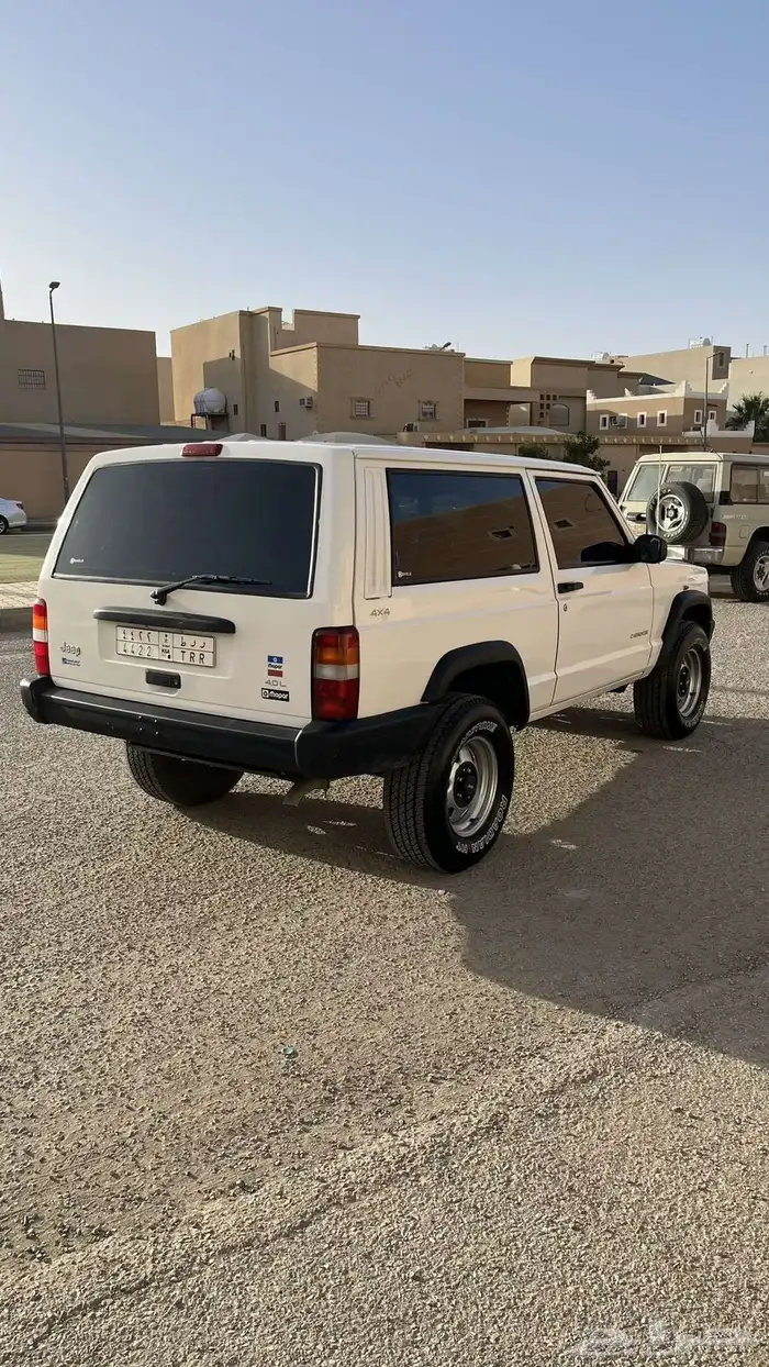 جيب شيروكي 99 باب واحد 2